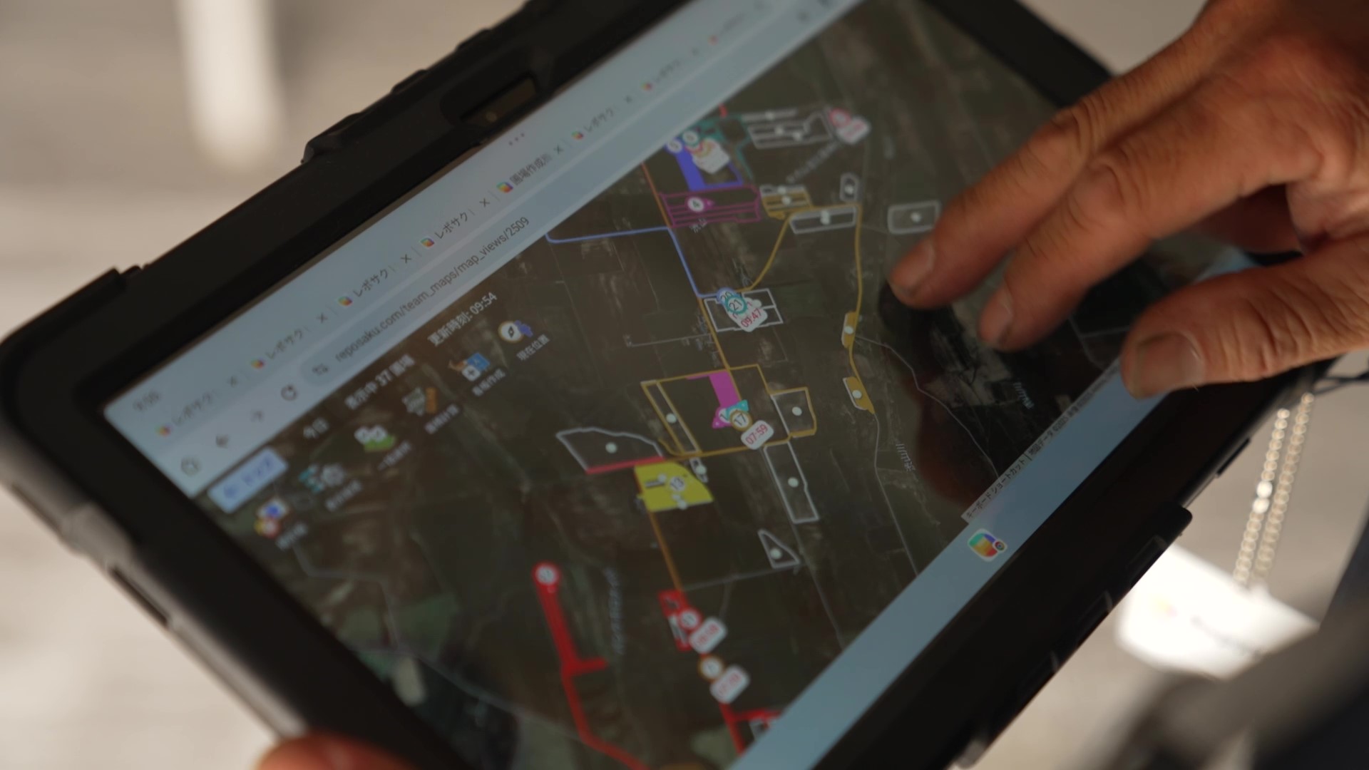 三者の立場で機能する、